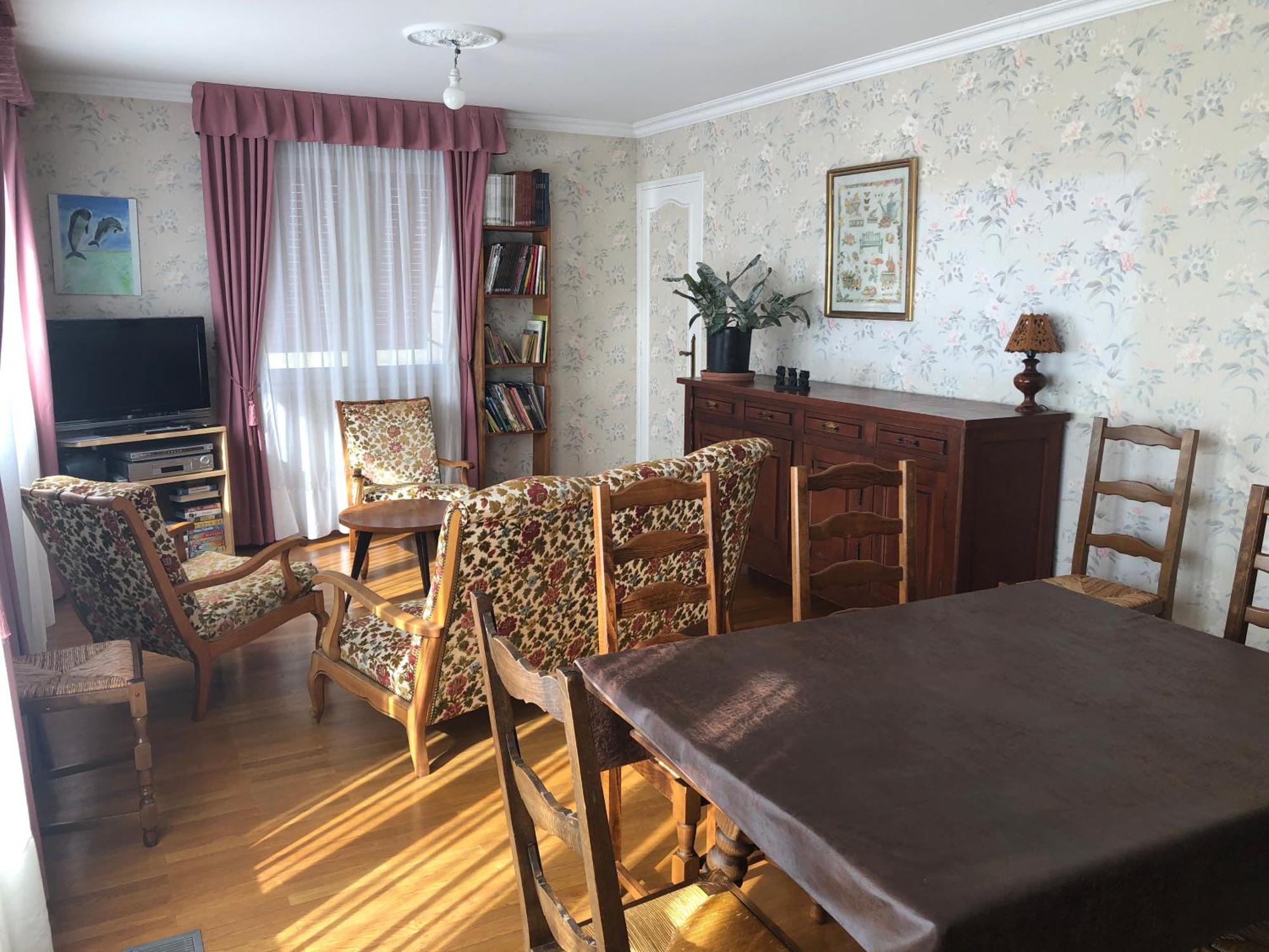 Chambre 2 Dans Un Appartement Bourg-en-Bresse Buitenkant foto